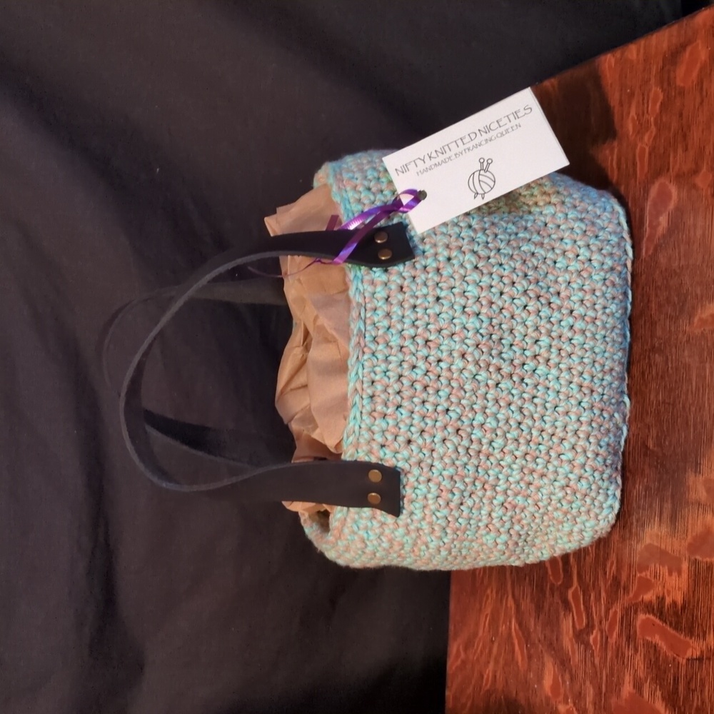 Handmade Crochet Mini Bucket Bag Genuine Leather Handles Pistachio Taupe - Picture 2 of 11